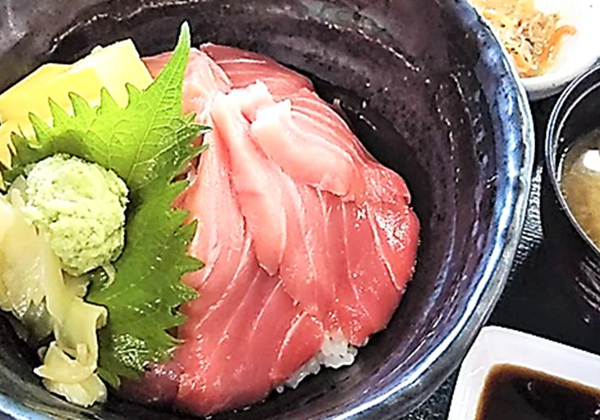 生本マグロ鉄火丼（酢飯）