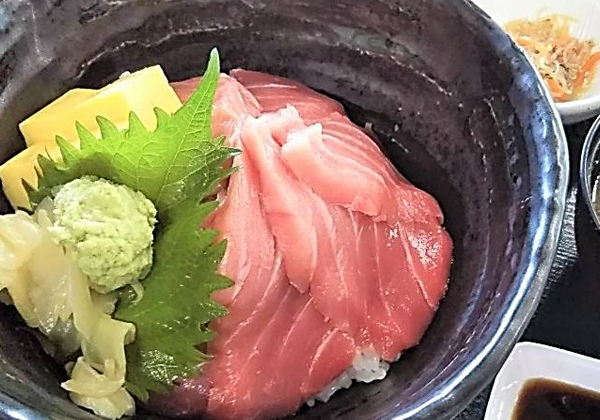 天然生本まぐろ鉄火丼