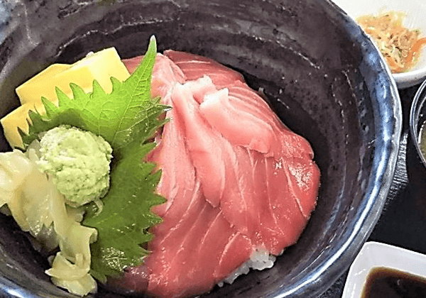 天然生本まぐろ鉄火丼