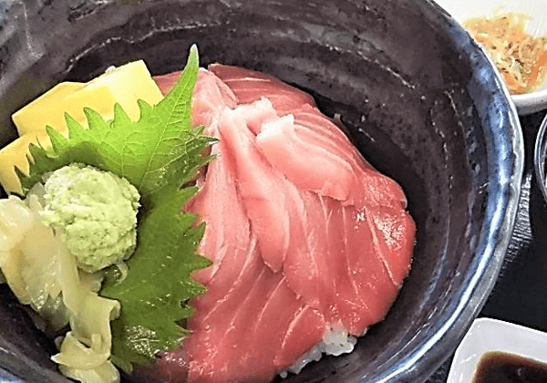 天然生本まぐろ鉄火丼