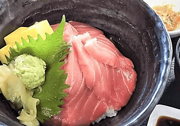 天然生本まぐろ鉄火丼